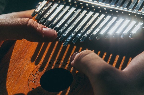 Comment entretenir votre Kalimba pour une durée de vie maximale?